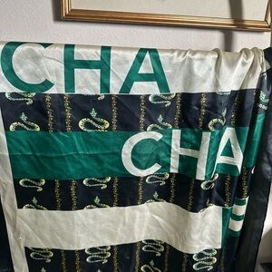 Elegant Green and Black Scarf